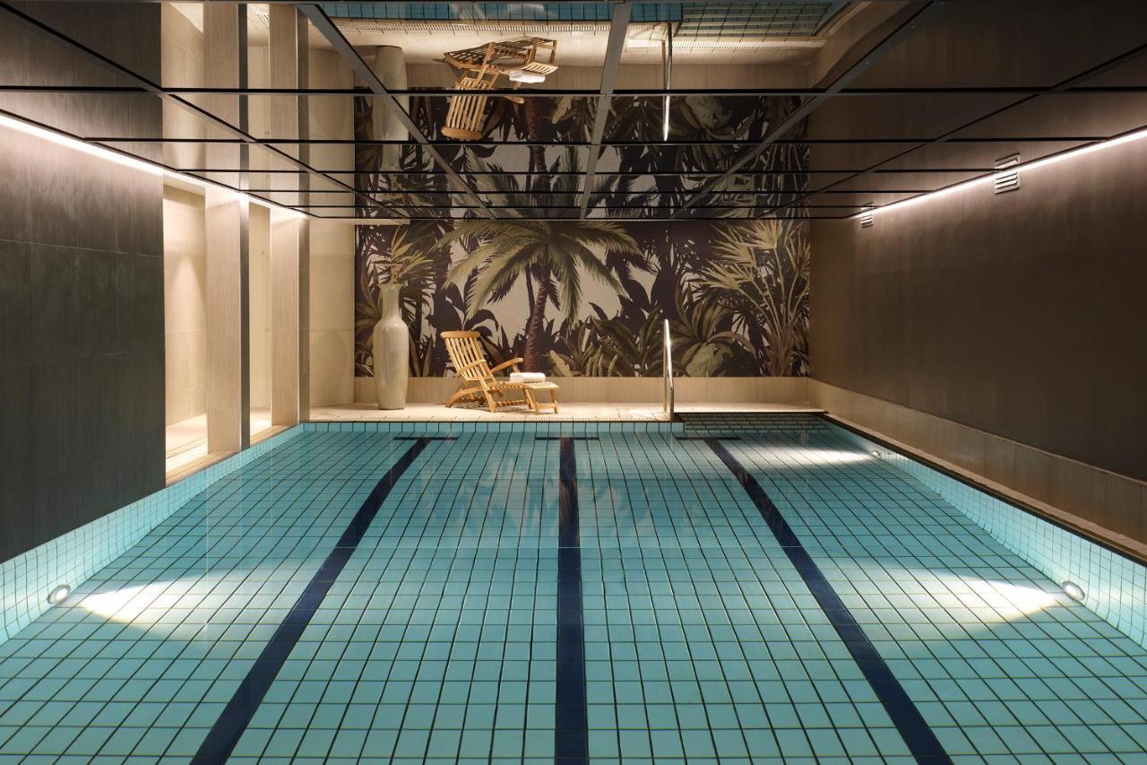 Hotel Barrire Le Westminster Le Touquet Luaran gambar The swimming pool at The Standard East Village
