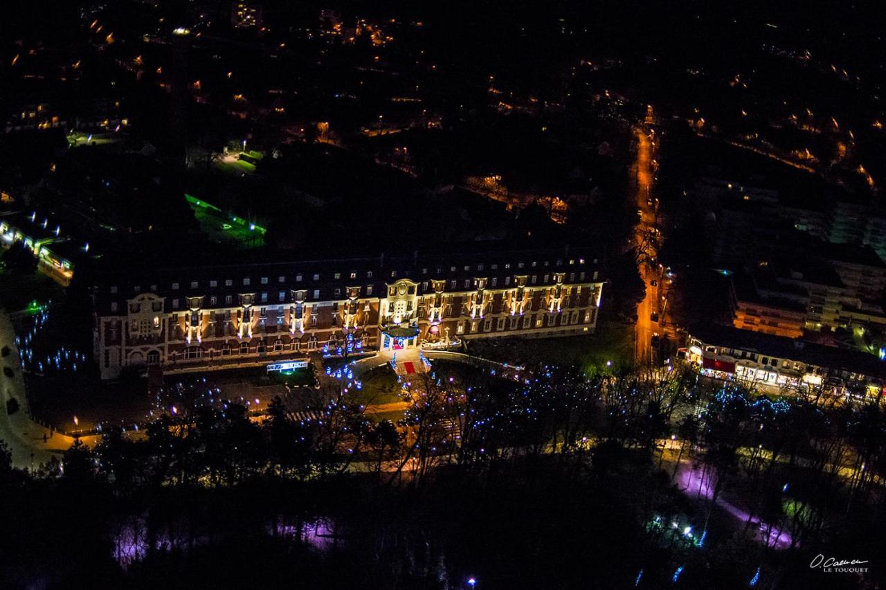 Hotel Barrire Le Westminster Le Touquet Luaran gambar The 2015 edition of the festival