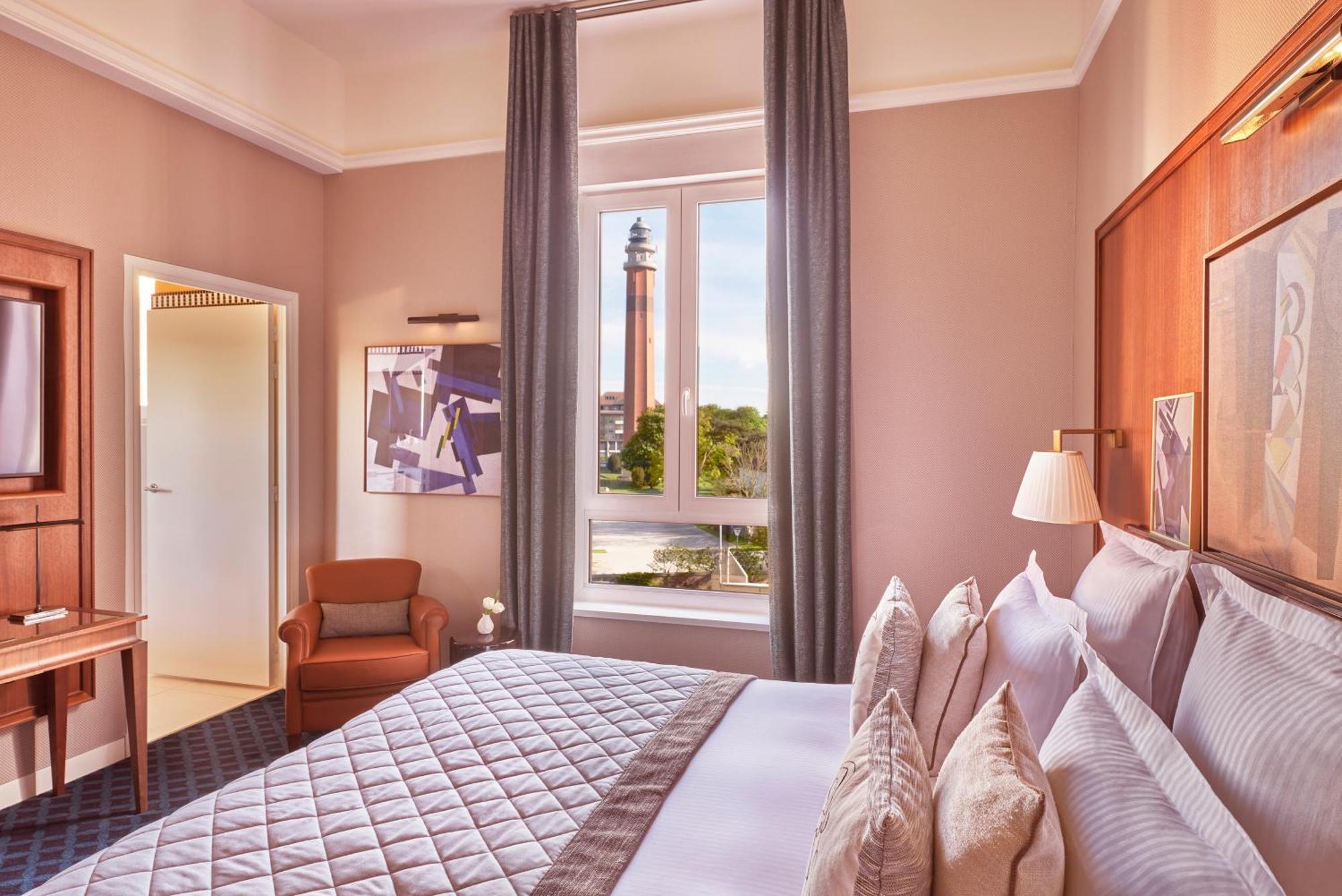 Hotel Barrire Le Westminster Le Touquet Luaran gambar A room at the hotel